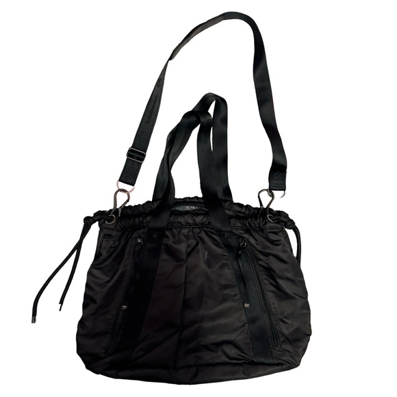 RARE lululemon athletica All-Black Effortless Gym and Yoga Bag - Picture 6 of 7